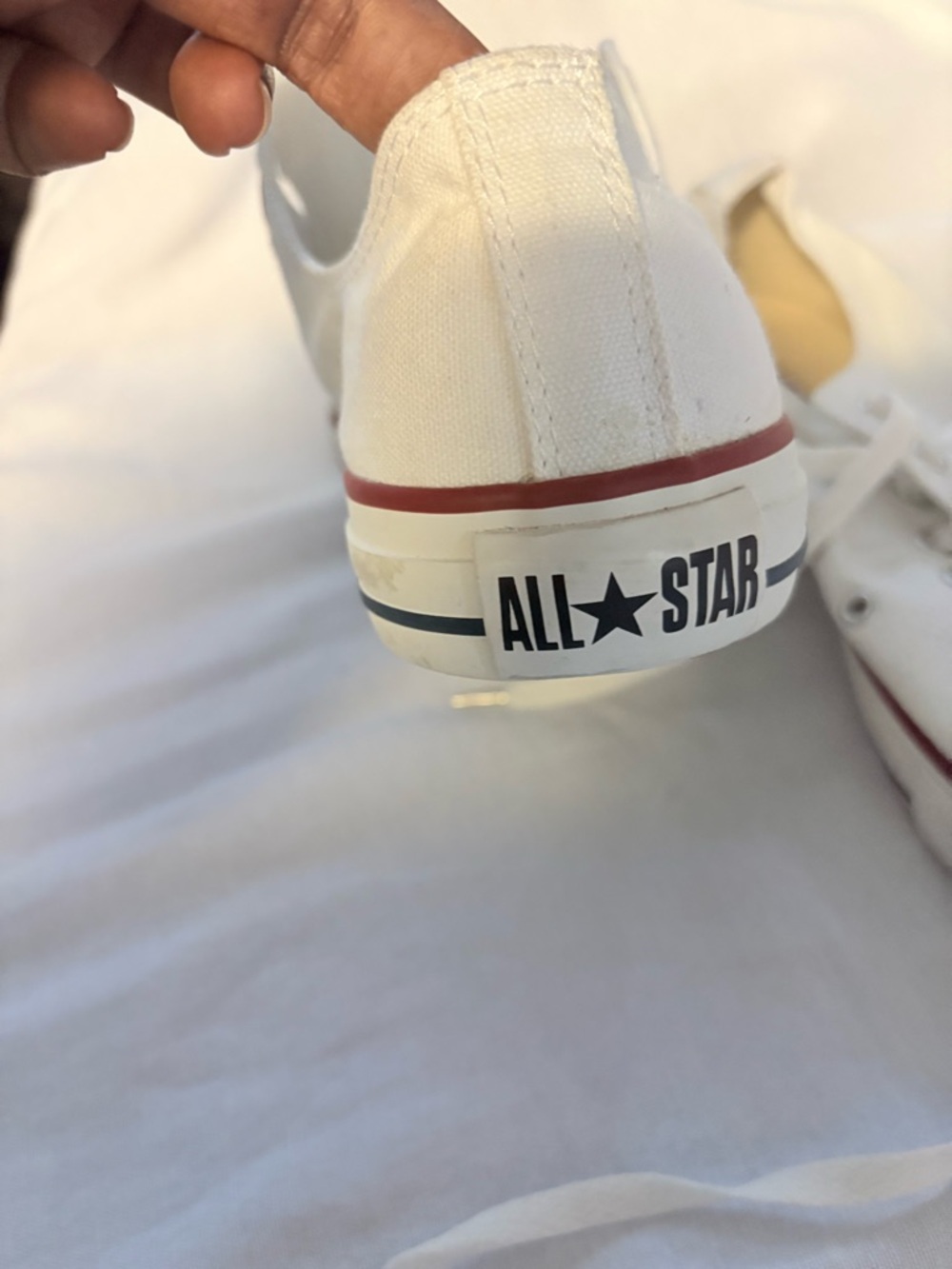 Converse White and Red Low Top Sneakers - Picture 2 of 6